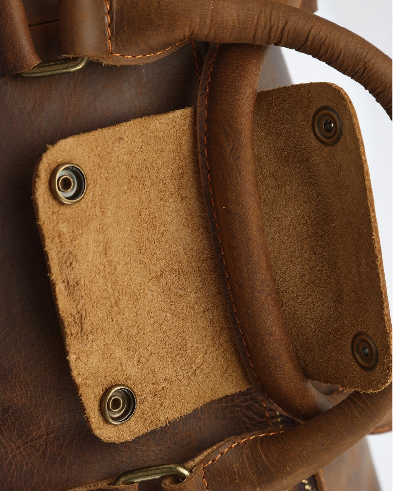 Montague Leren Duffle