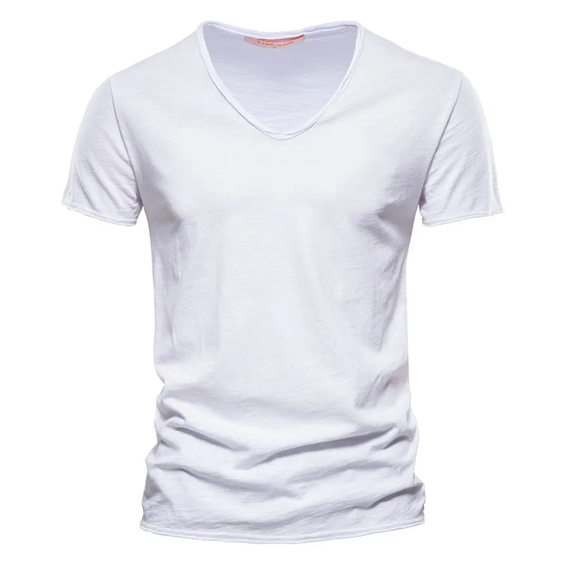 Dennis™ | Zomershirt met V-hals (1+1 Gratis)