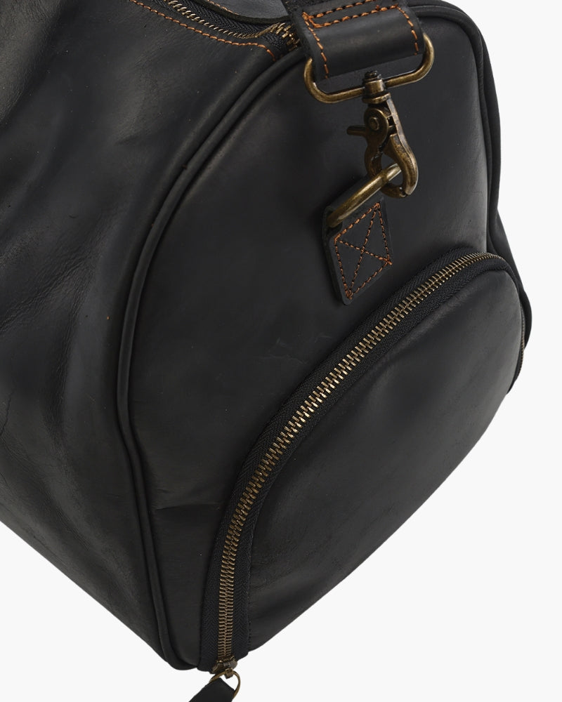 Montague Leren Duffle